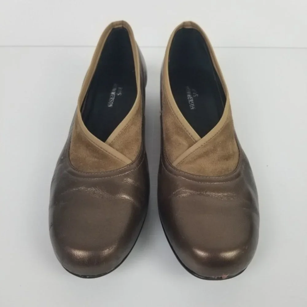 Ros Hommerson Gold Leather‎ Flats Women's 8 Slip On Suede Trim